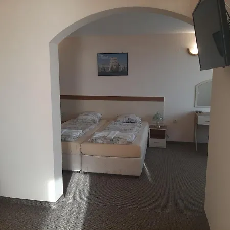 فندق Orchidea 3*